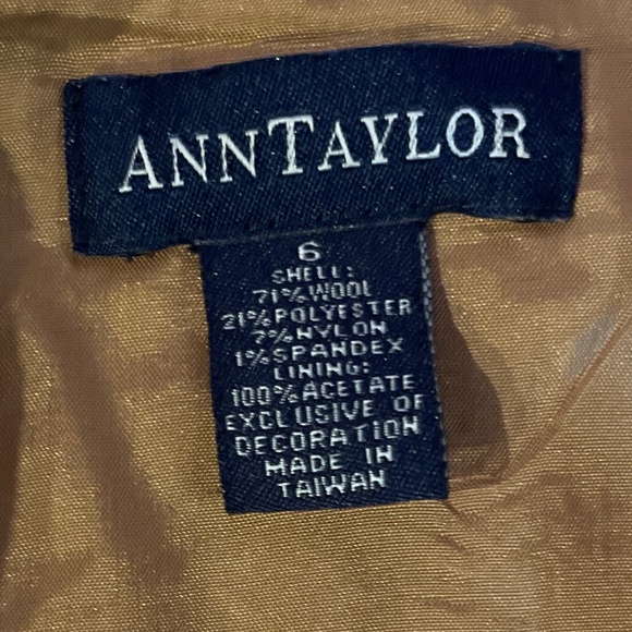 Woman’s pencil skirt - Picture 4 of 4